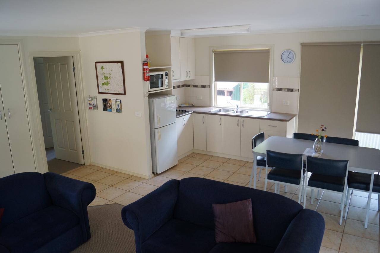 Tooleybuc River Retreat Villas Экстерьер фото