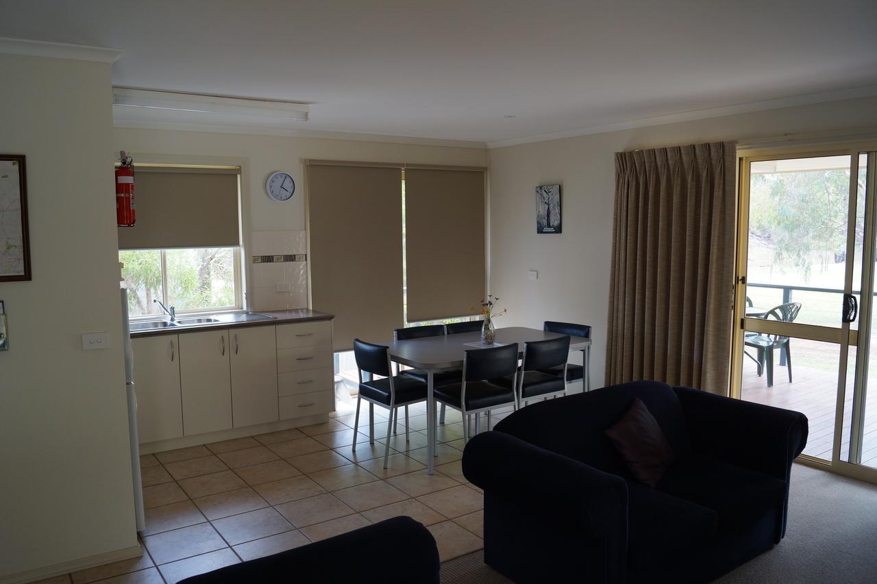 Tooleybuc River Retreat Villas Экстерьер фото
